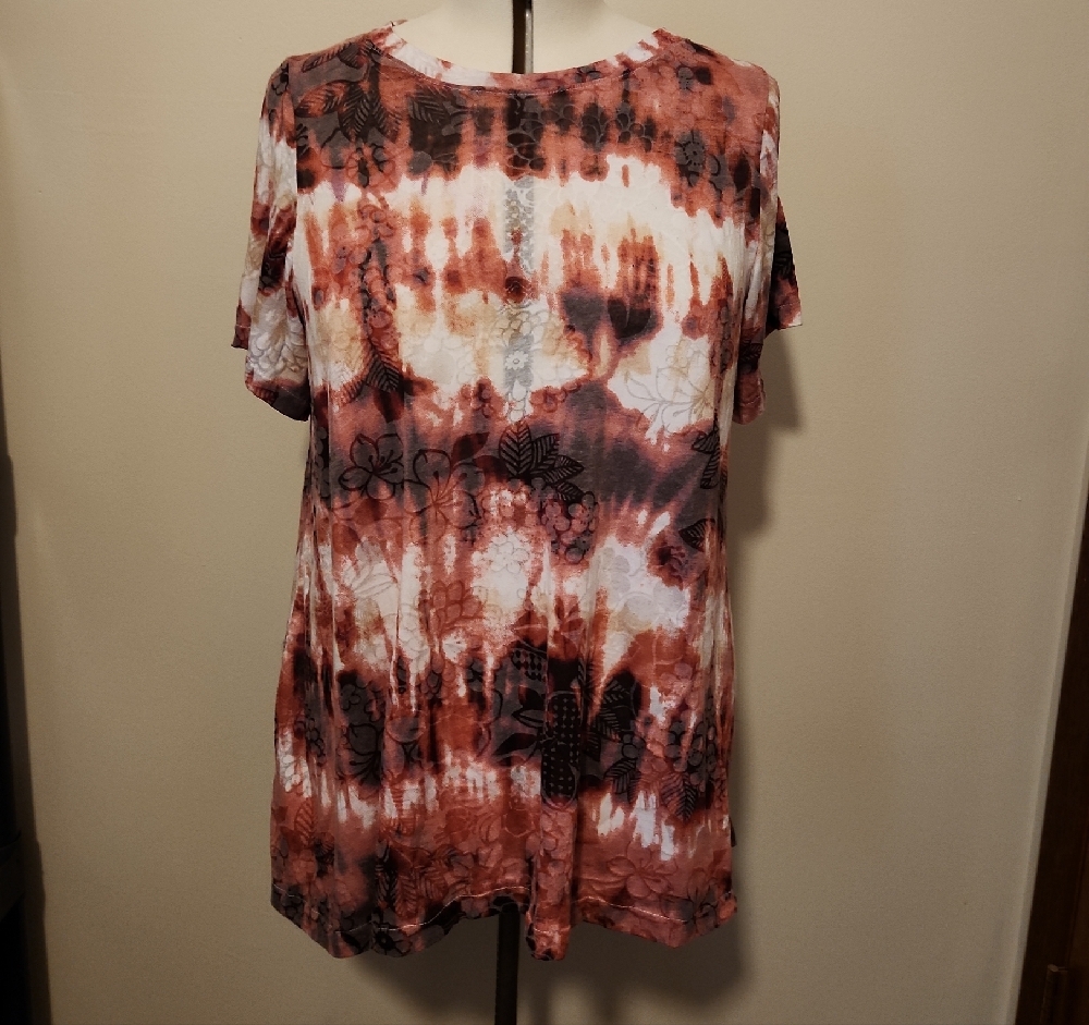 Tie-Dye Floral Short Sleeve Top